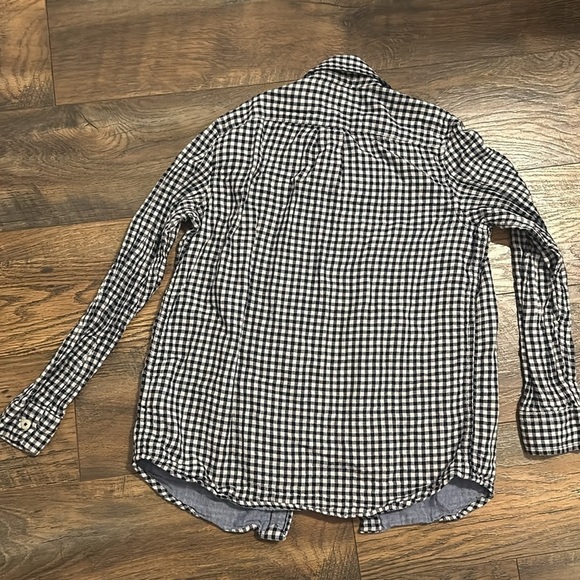 NWOT Gap boys button down size M - Picture 5 of 5